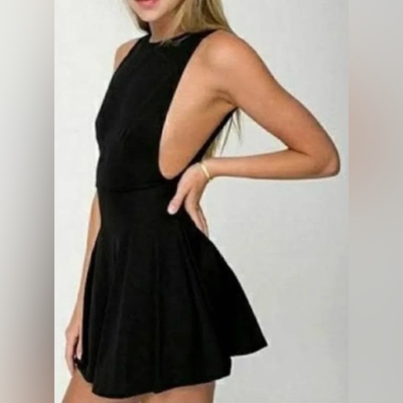 American Apparel Dresses & Skirts - NWT American Apparel ORIGINAL Ponte sleeveless Skater Dress Black M LBD
